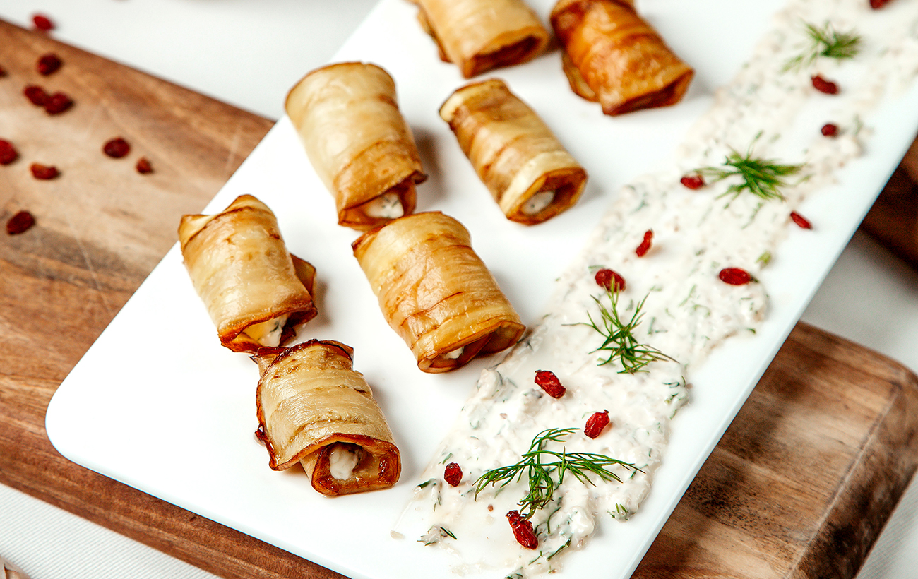 Окрім кляру: 4 цікаві рецепти страв з баклажанами для перекусу, обіду чи вечері